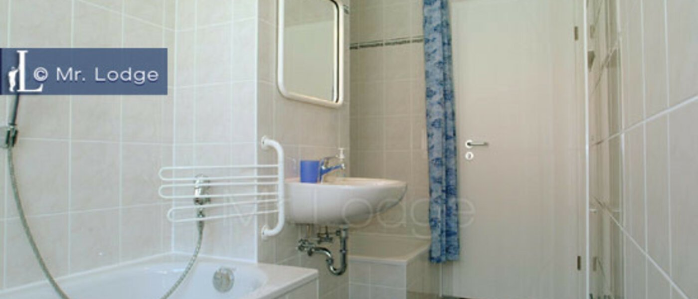 corner townhouse Freising 01 bathroom 8