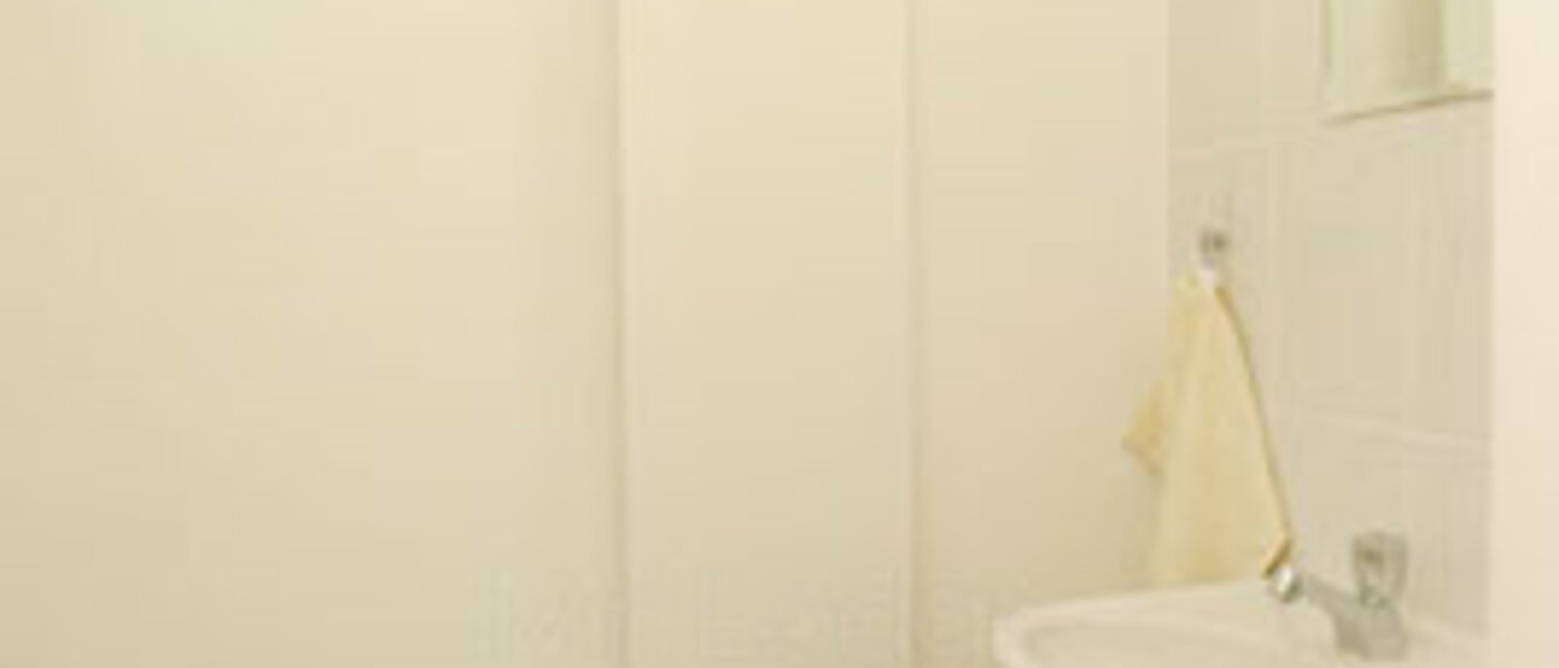 corner townhouse Freising 04 bathroom 8