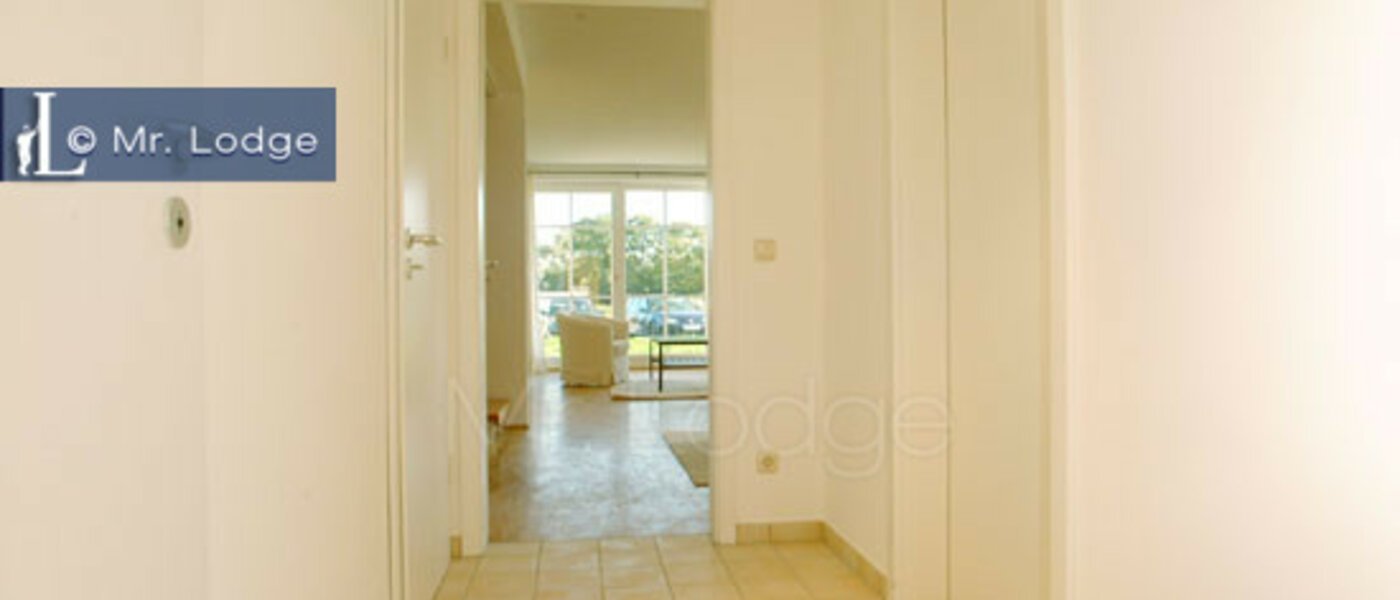 corner townhouse Freising 02 hall 8