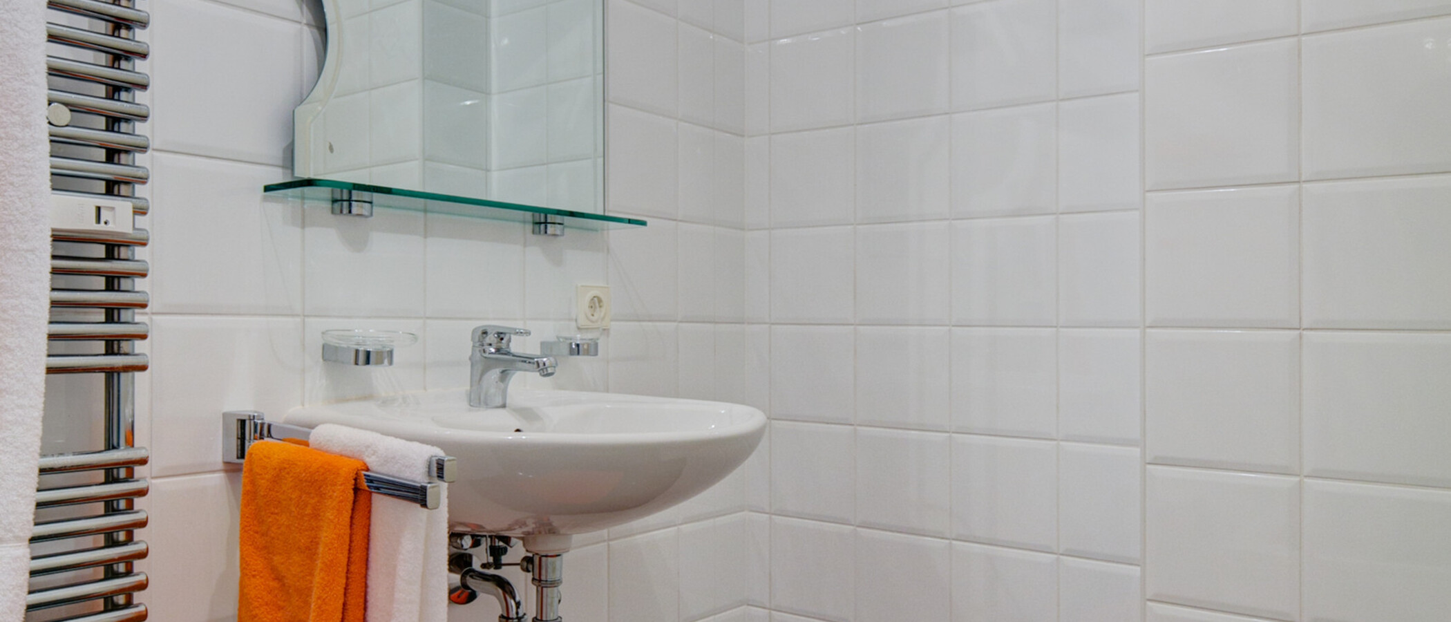 attic apartment München Altstadt 03 bathroom 8000