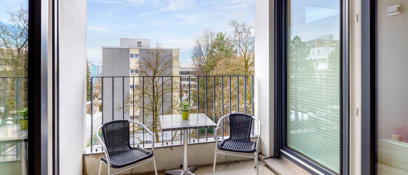 apartment München Obergiesing 01 balcony 8005