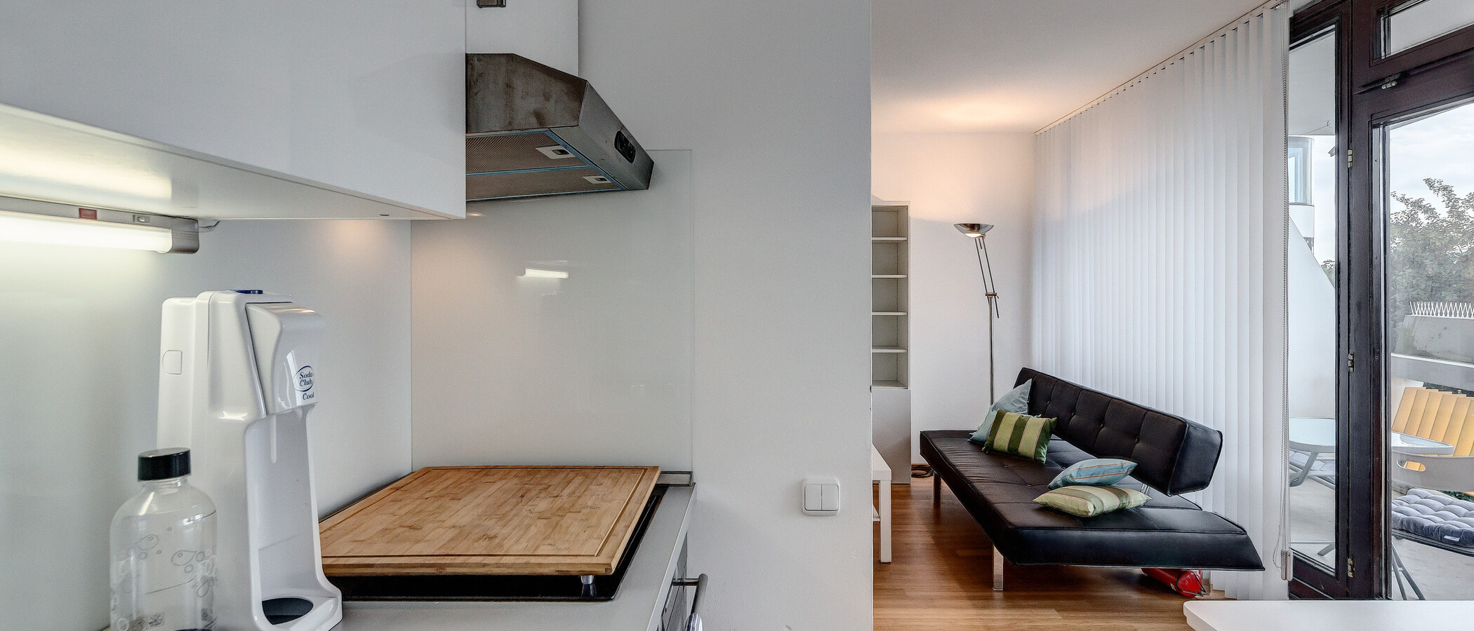 apartment München Schwabing-Nord (zw. Leopoldstraße & Englischen Garten) 02 kitchen 8015