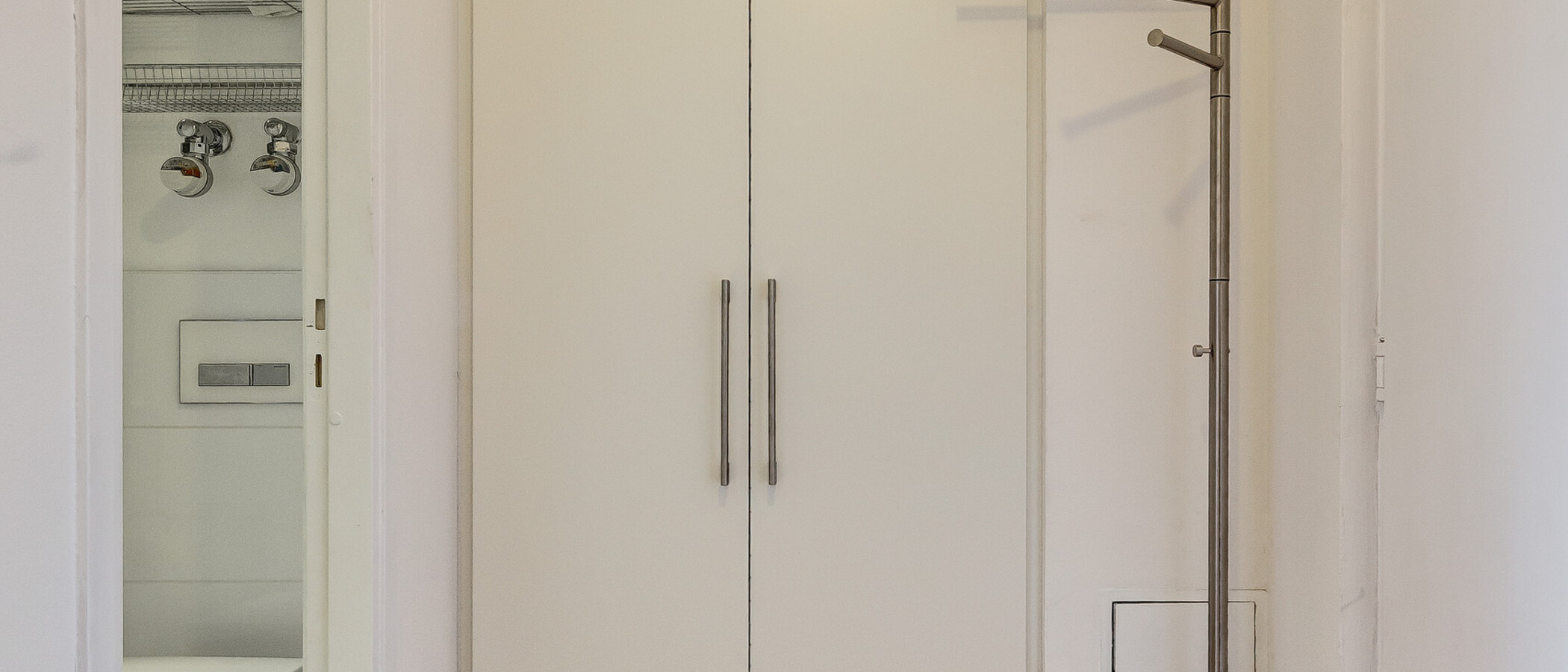 apartment München Schwabing-Nord (zw. Leopoldstraße & Englischen Garten) 01 hall 8015