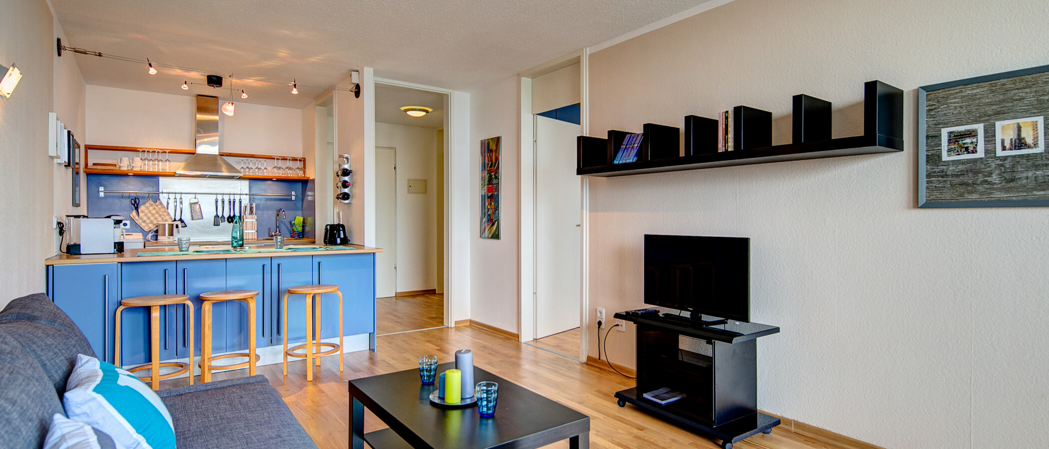 apartment München Milbertshofen 01 living room 8021