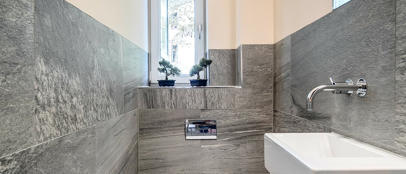 apartment München Isarvorstadt 01 guest toilet 8026