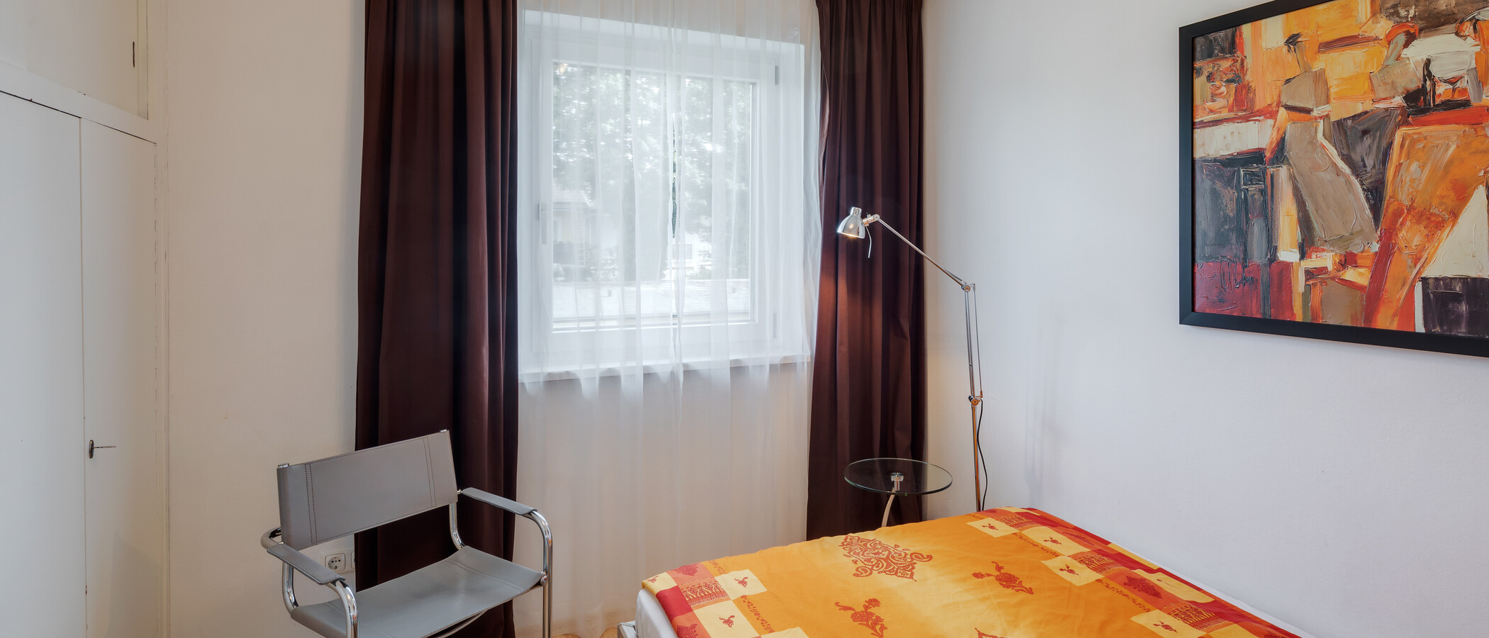 corner townhouse München Ramersdorf 01 2. bedroom 8036