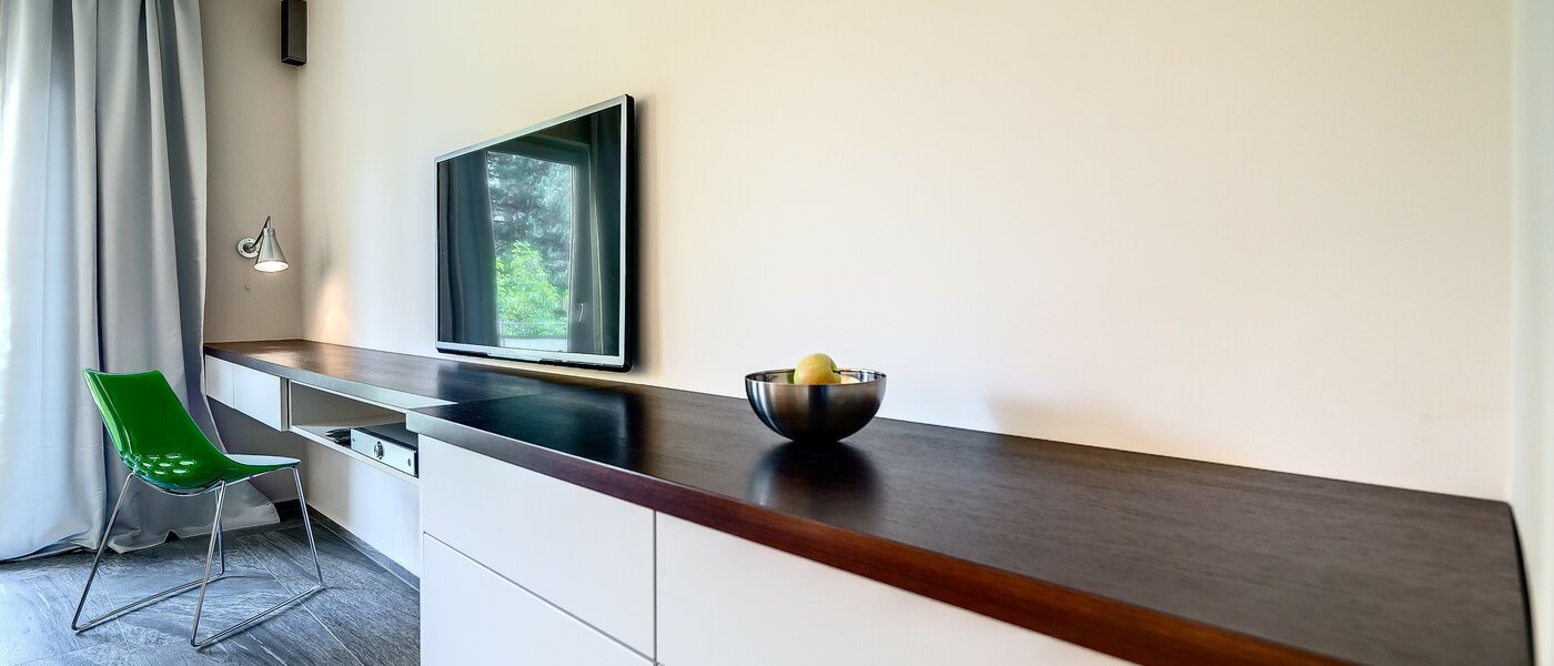 apartment München Au-Haidhausen 04 living room 8038