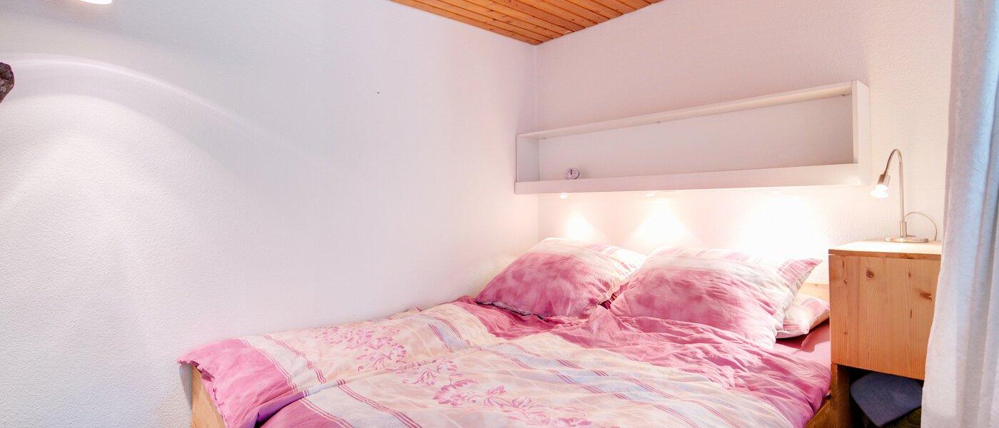 apartment München Sendling-Westpark 02 sleeping area 8053