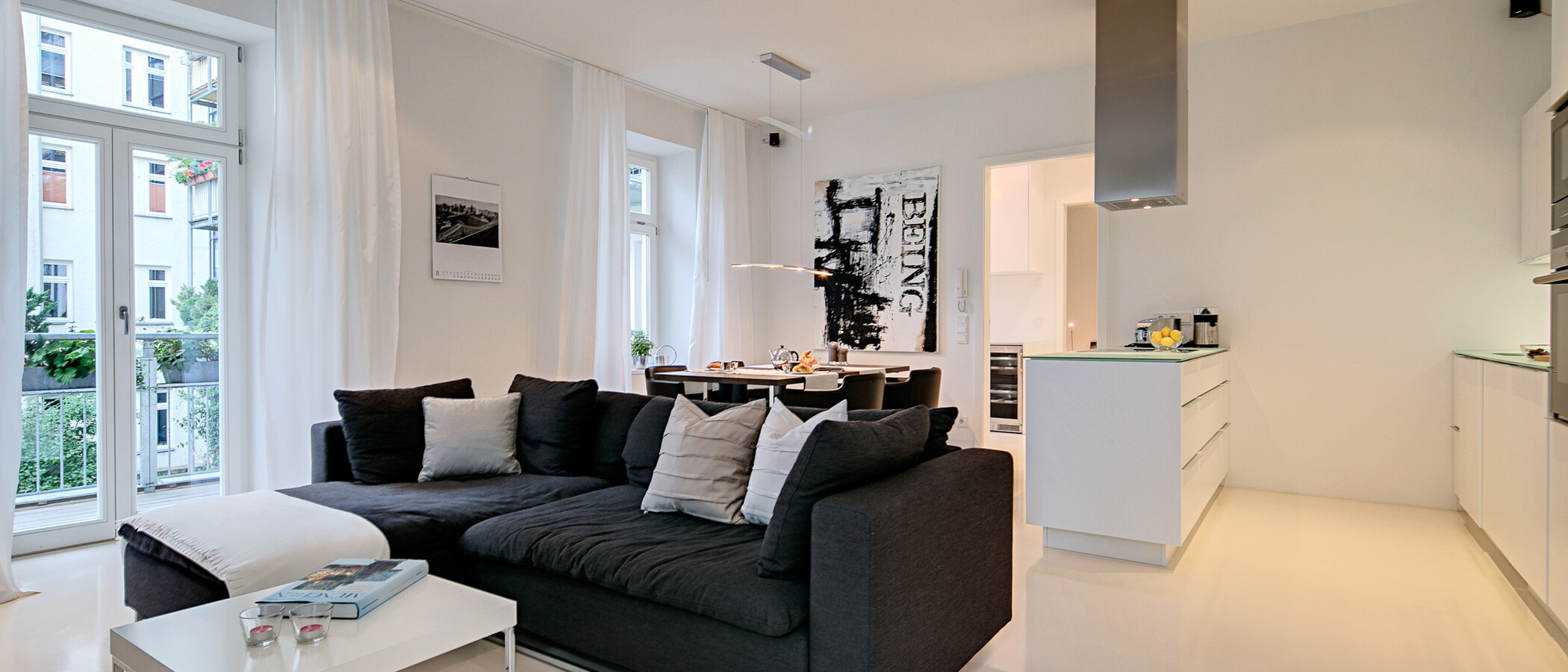 apartment München Haidhausen 01 living room 8064