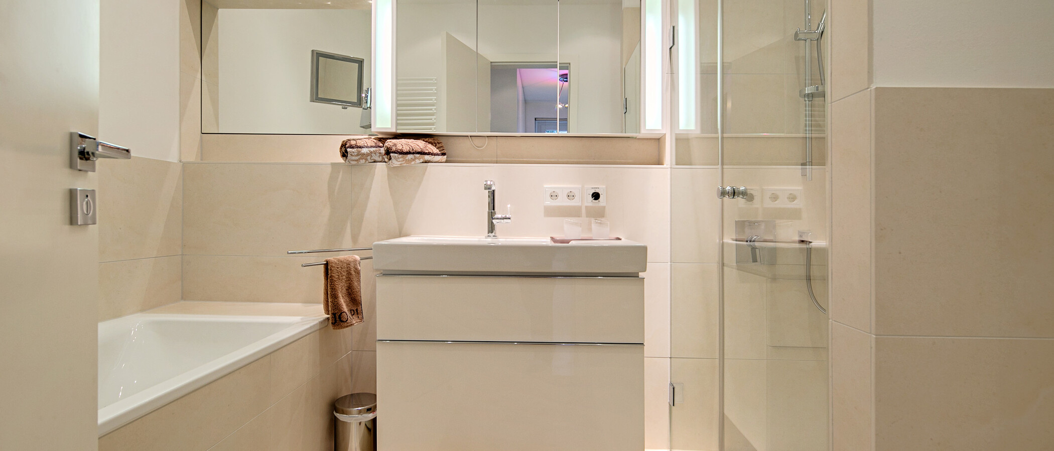 apartment München Haidhausen 01 bathroom 8064