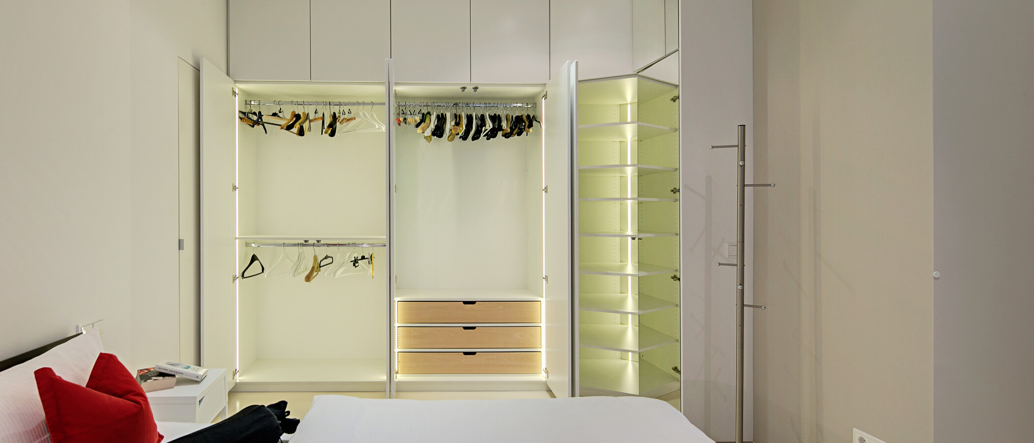apartment München Haidhausen 02 sleeping area 8064