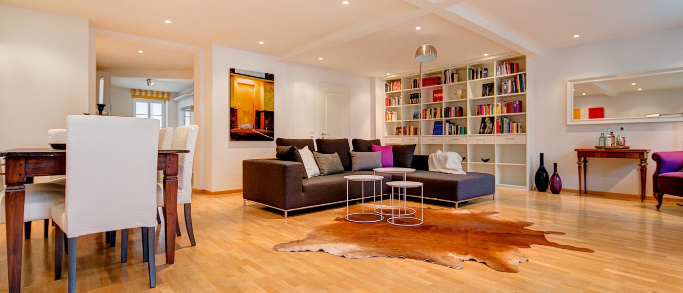 apartment München Glockenbachviertel 02 living room 8066