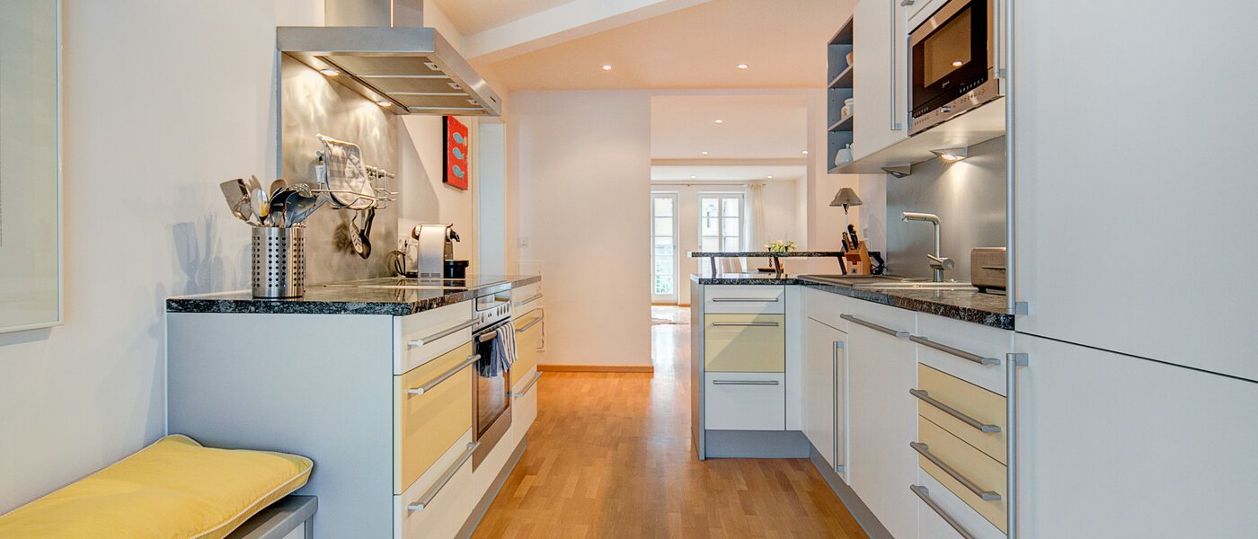 apartment München Glockenbachviertel 04 kitchen 8066