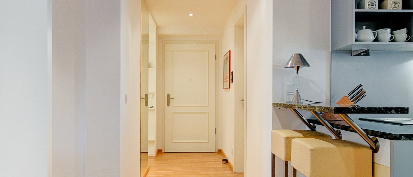 apartment München Glockenbachviertel 01 hall 8066