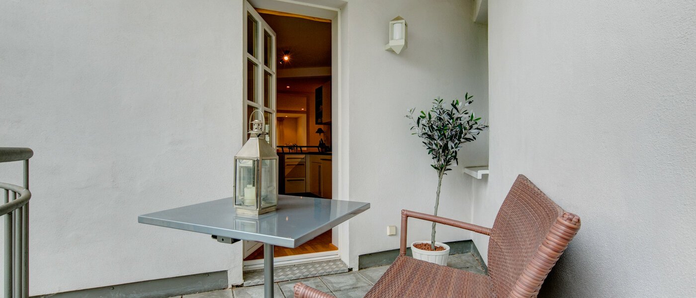 apartment München Glockenbachviertel 03 balcony 8066