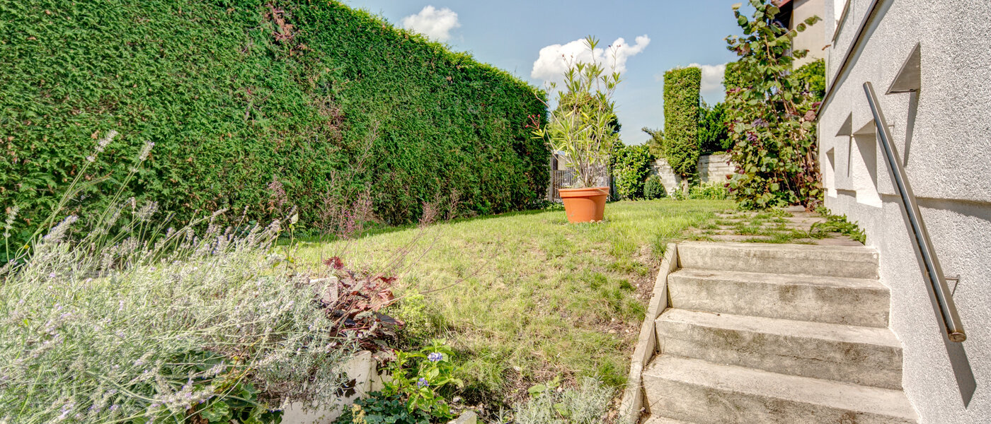 apartment München Nymphenburg 01 garden 8077