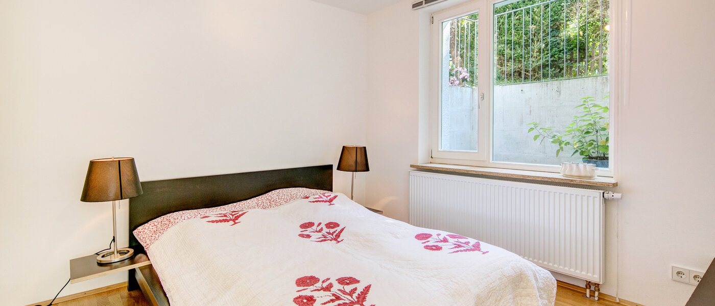 apartment München Nymphenburg 01 sleeping area 8077