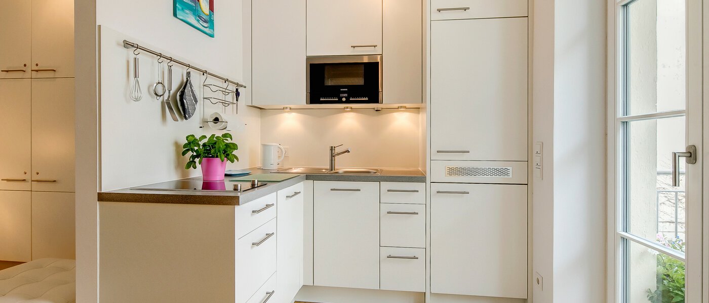 studio München Ludwigsvorstadt 01 kitchen 8085