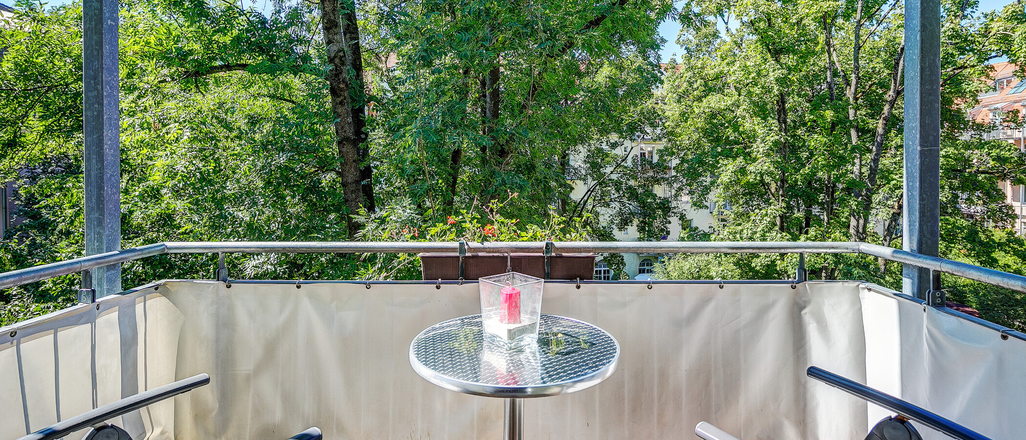 apartment München Schwabing 01 balcony 8088