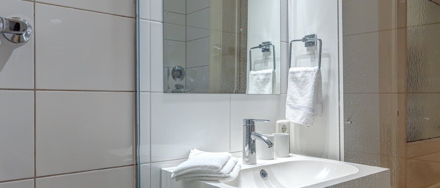 apartment München Altstadt 02 bathroom 8141