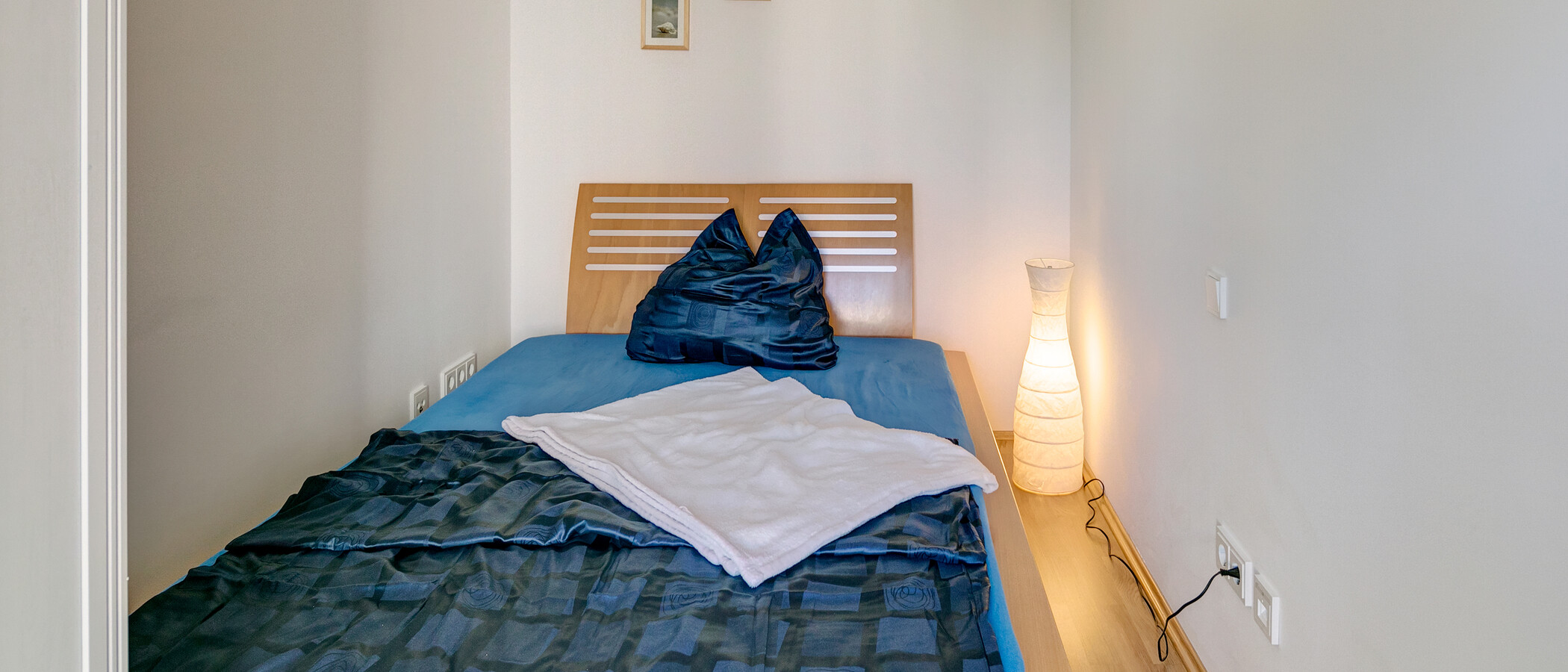 apartment München Schwabing 01 sleeping area 8156