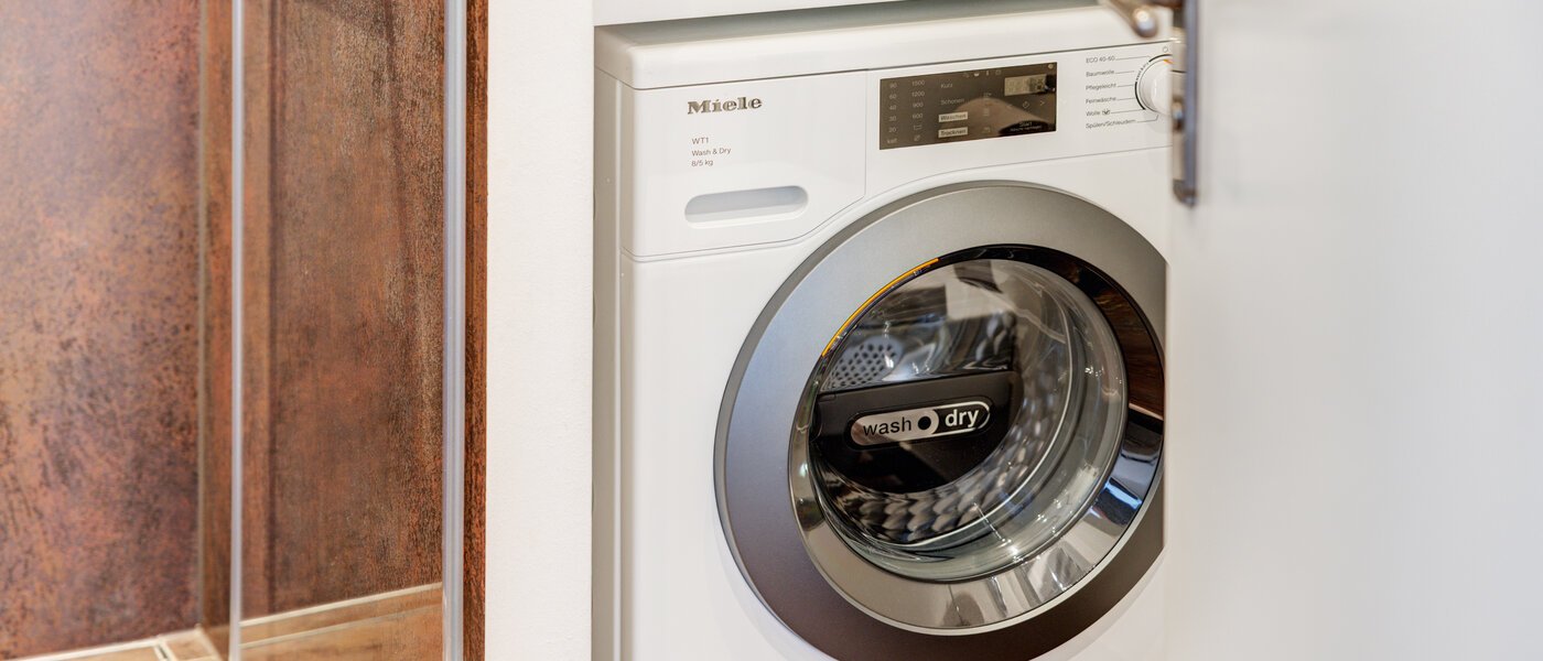 gallery apartment  München Maxvorstadt 08 bathroom 8163