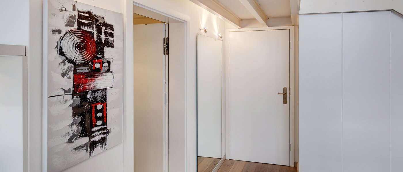 gallery apartment  München Maxvorstadt 01 hall 8163