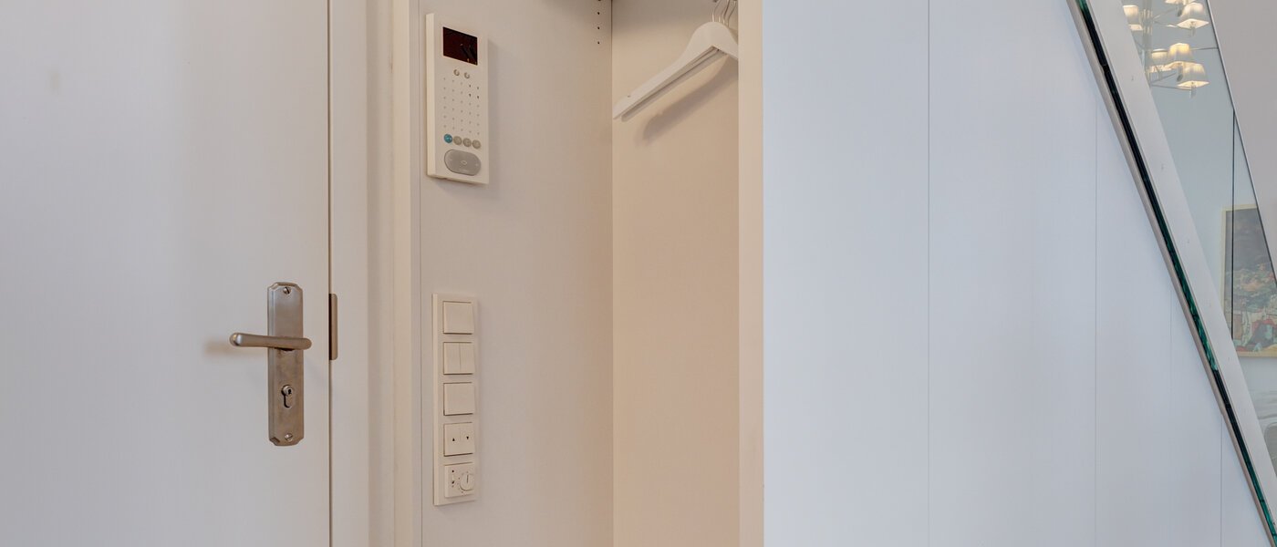 gallery apartment  München Maxvorstadt 02 hall 8163