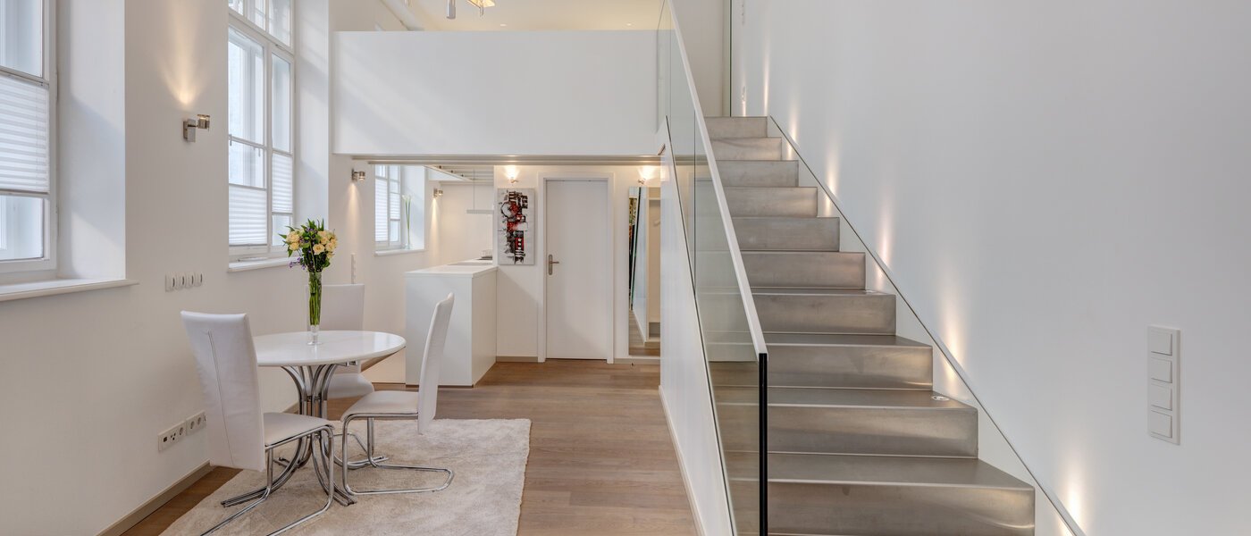 gallery apartment  München Maxvorstadt 04 living area 8163