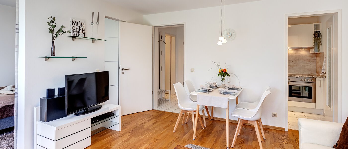 apartment with garden 	 Haar 03 living area 8167