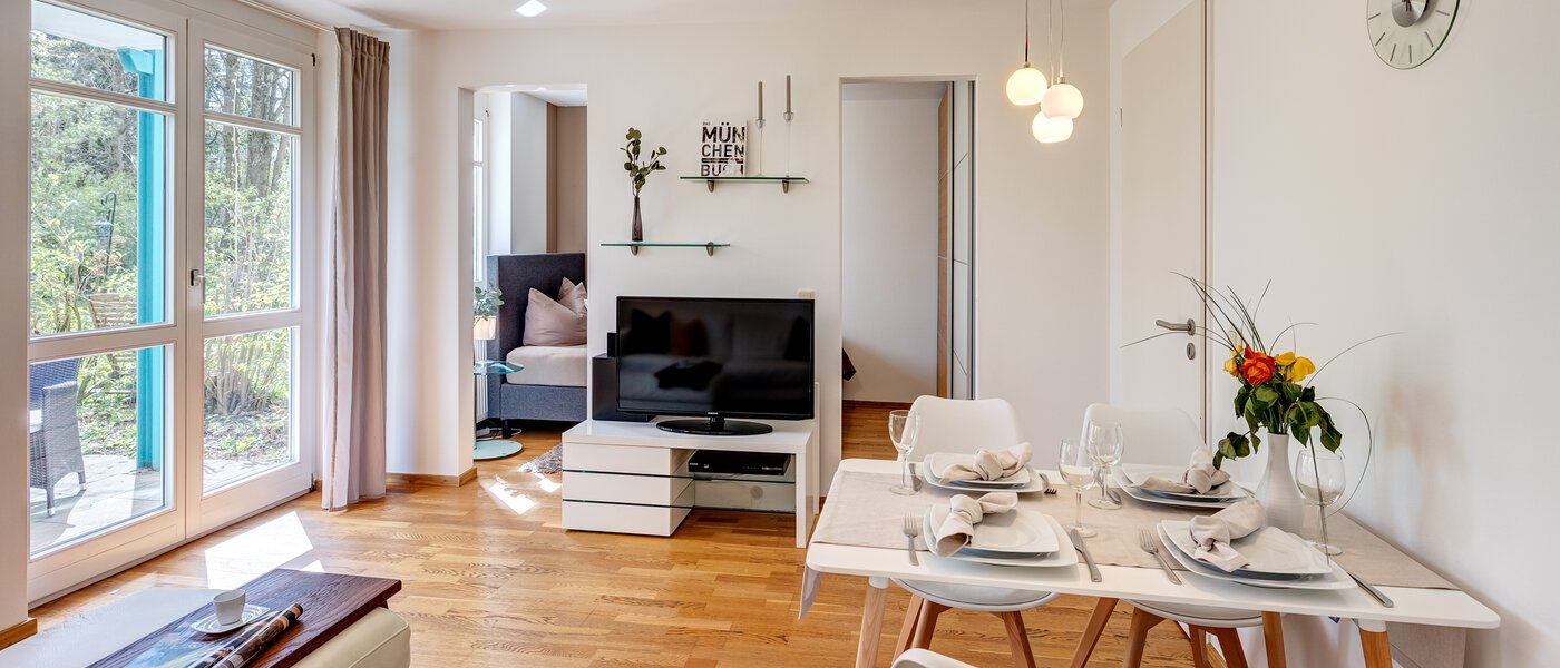 apartment with garden 	 Haar 04 living area 8167