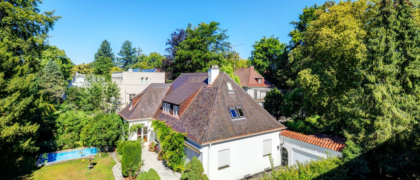 attic apartment München Menterschwaige 02 view 8181