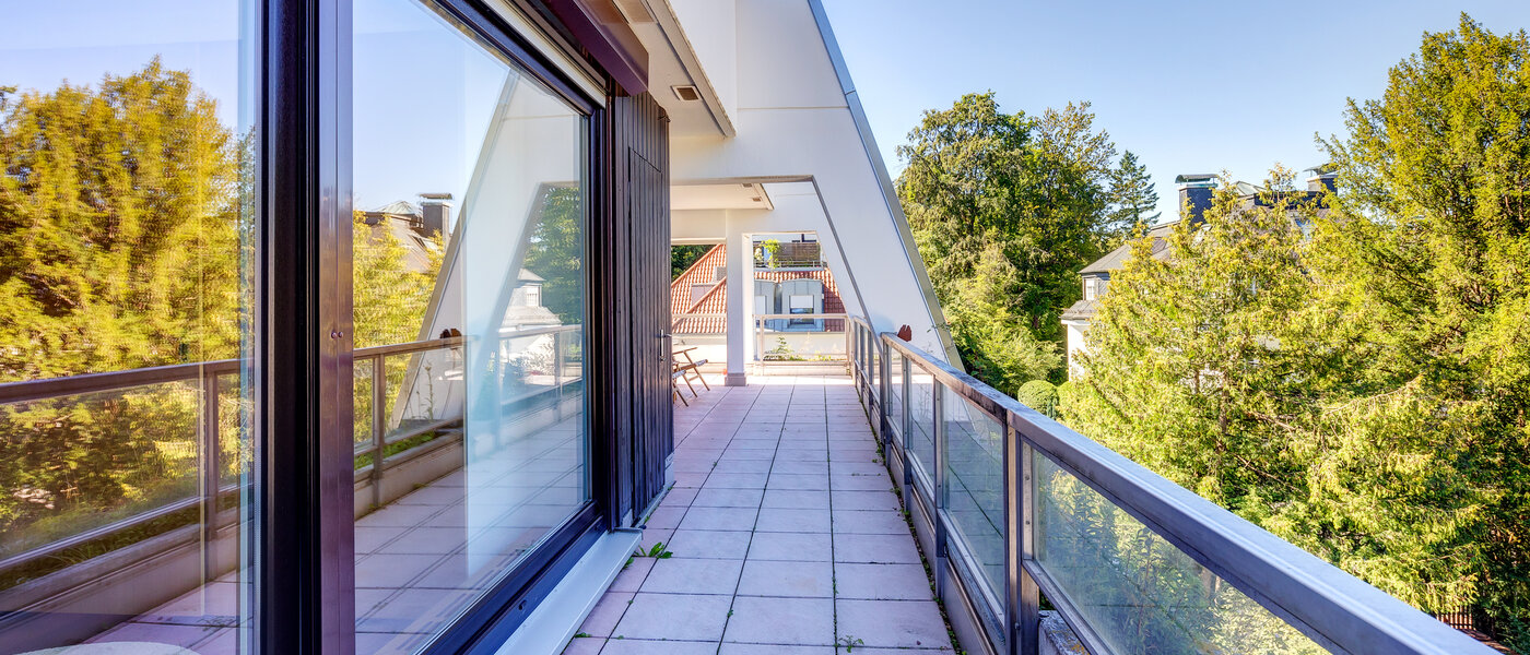 attic apartment München Menterschwaige 02 roof terrace 8181