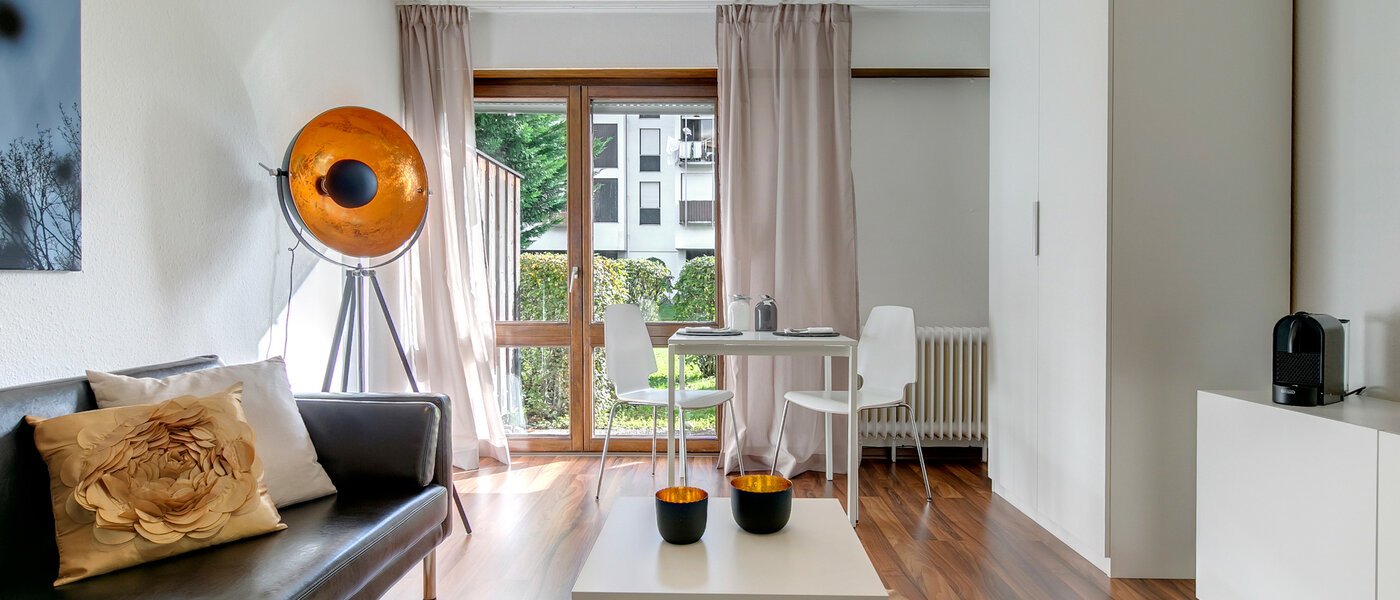 apartment Unterschleißheim 02 living room 8212