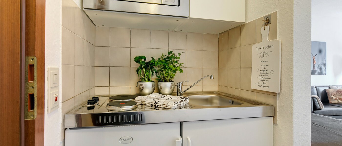 apartment Unterschleißheim 01 kitchen 8212
