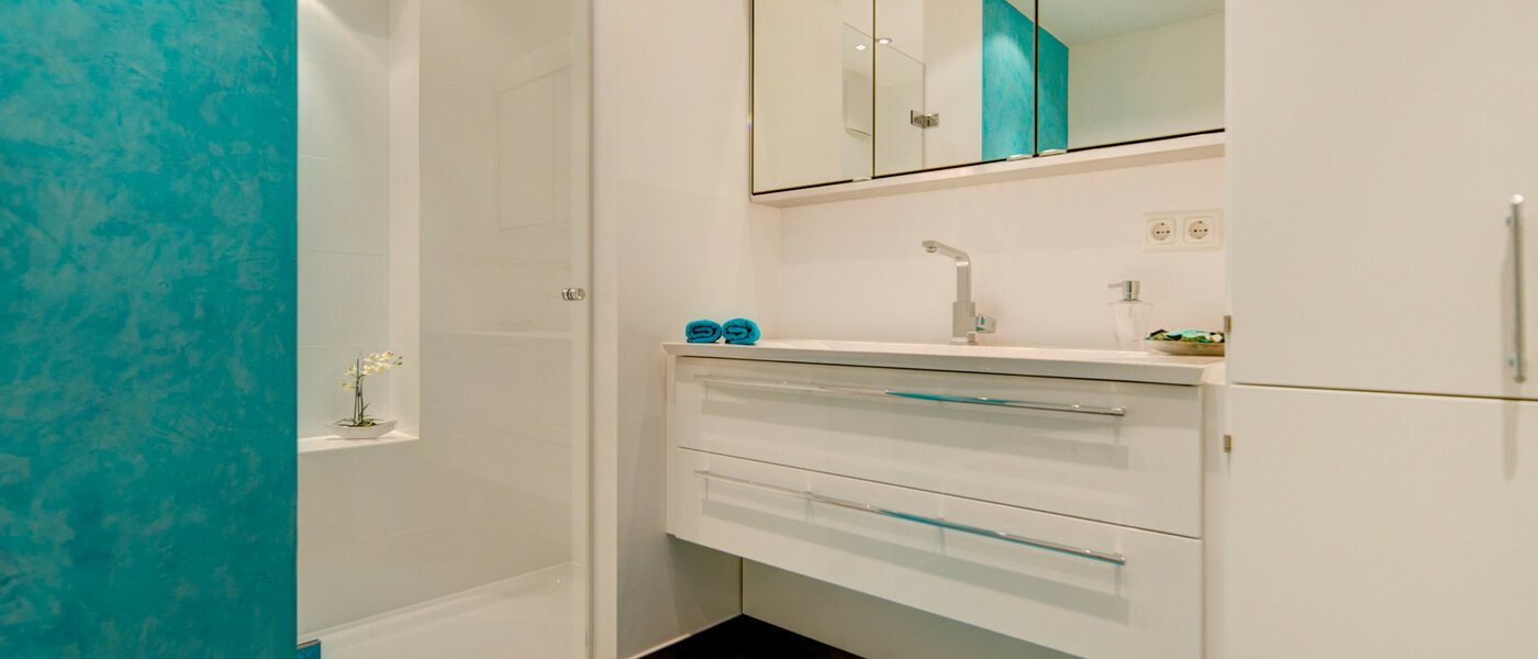 apartment München Sendling-Westpark 01 bathroom 8215