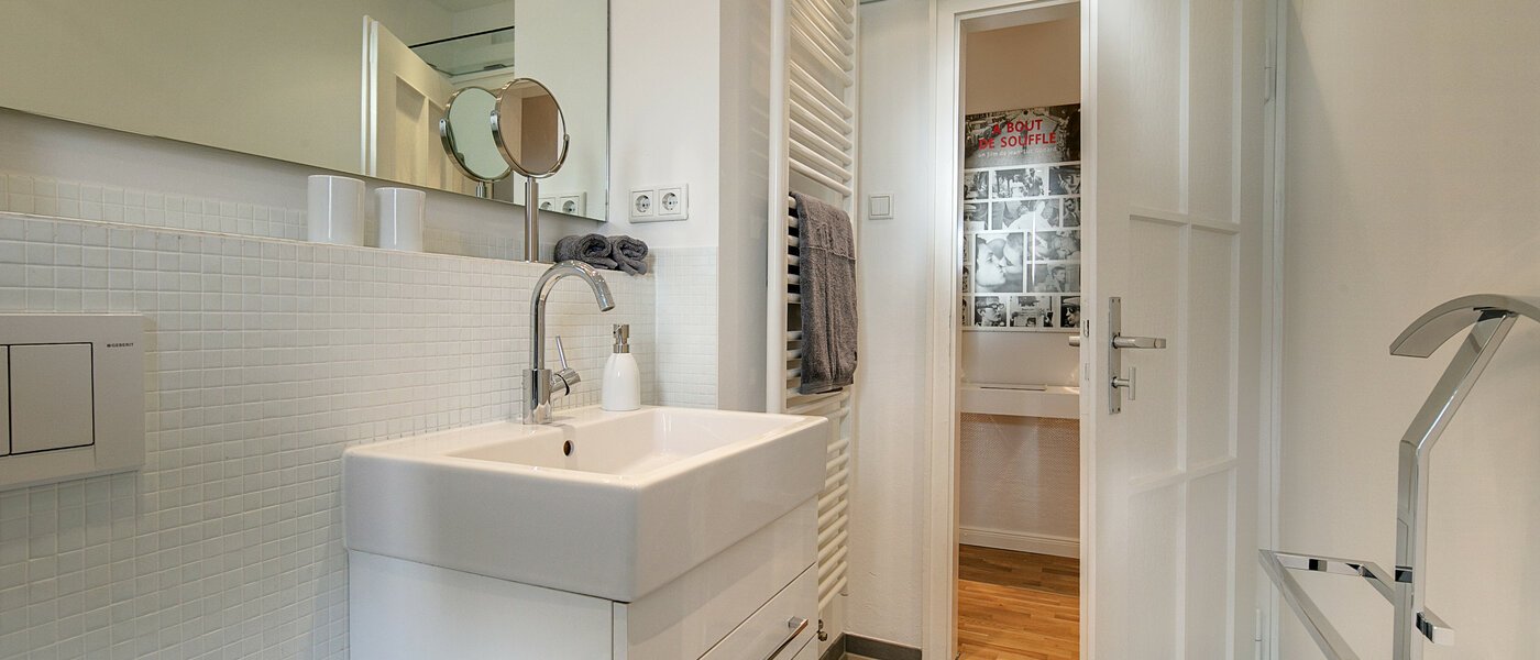 apartment München Maxvorstadt - Universitätsviertel 02 bathroom 8243