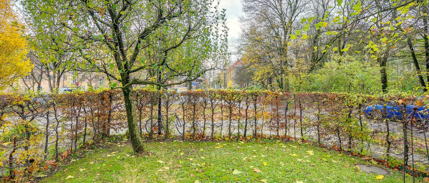 apartment München Thalkirchen 01 garden 8249