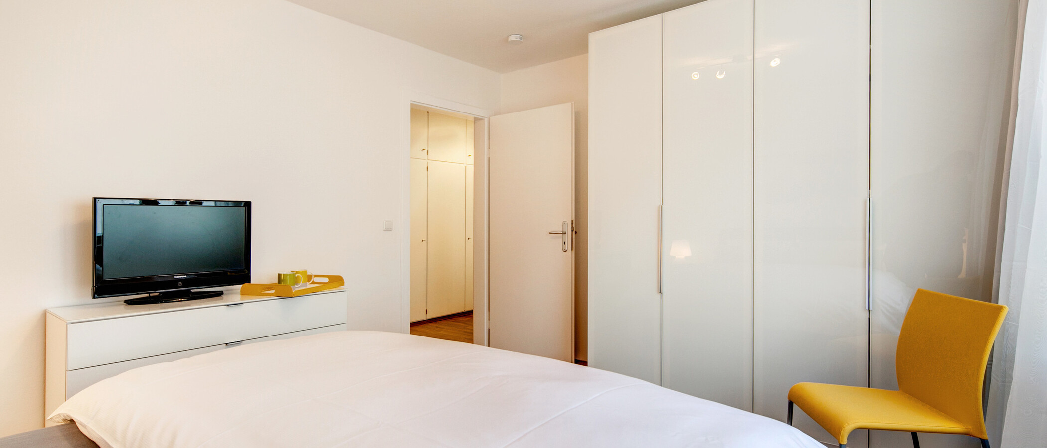 apartment München Lehel 03 sleeping area 8256