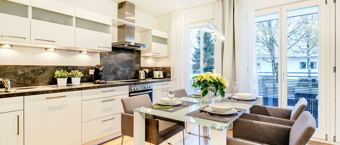 apartment München Bogenhausen 03 kitchen 8290