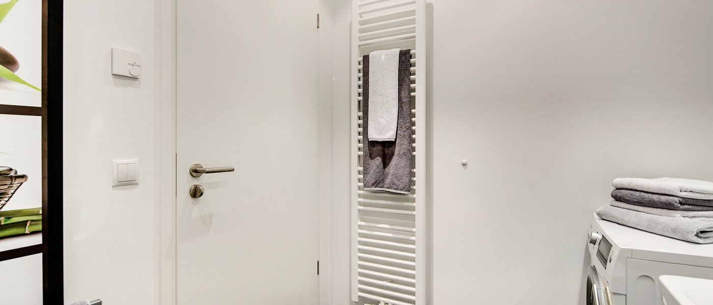 apartment München Bogenhausen 03 bathroom 8290