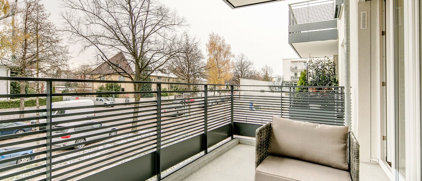 apartment München Bogenhausen 02 balcony 8290