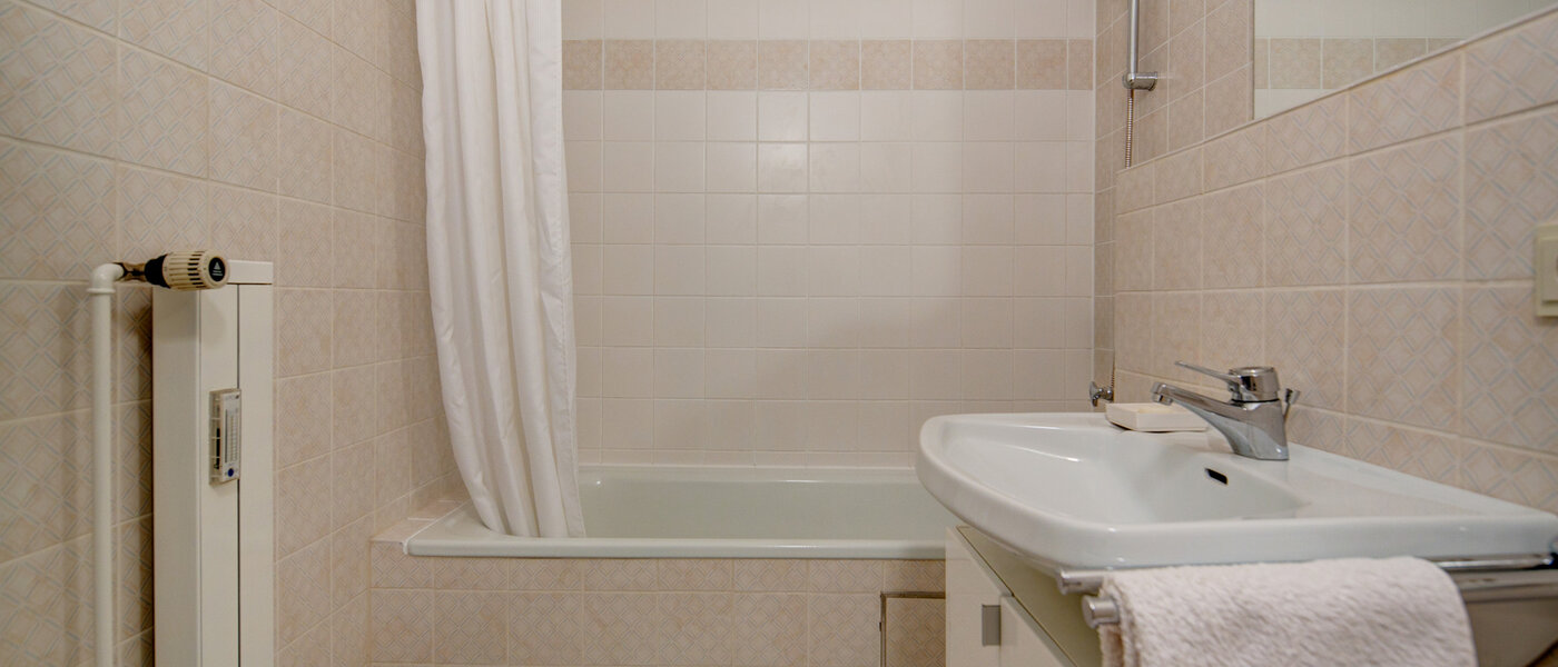 apartment München Thalkirchen 02 bathroom 8307