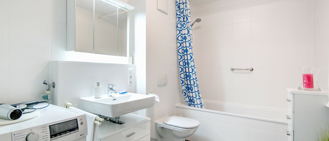 apartment München Pasing 01 bathroom 8320