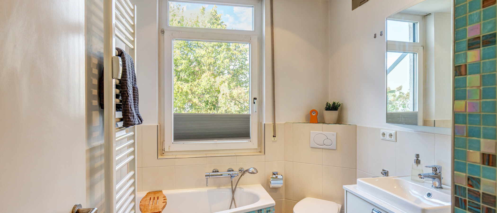 maisonette-gallery apartment München Nymphenburg 02 bathroom 8333