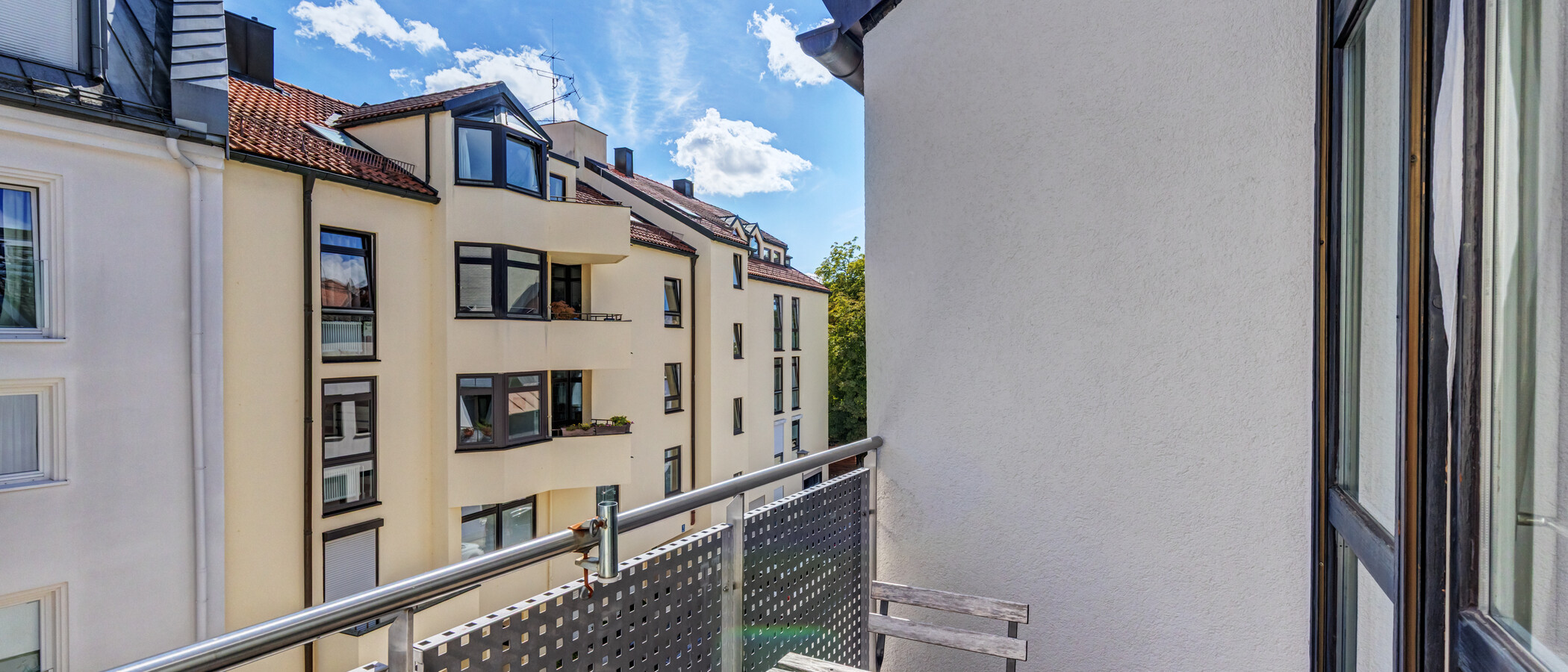 maisonette-gallery apartment München Nymphenburg 02 balcony 8333