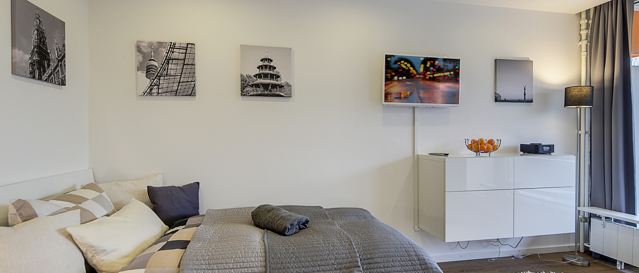 apartment München Schwabing (rechts der Leopoldstraße) 02 living room 8358