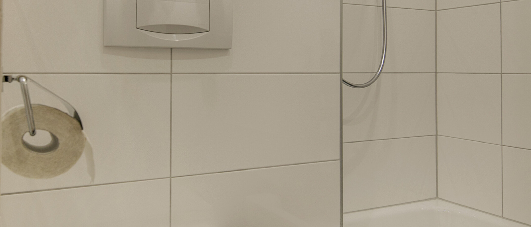 apartment München Schwabing (rechts der Leopoldstraße) 03 bathroom 8358