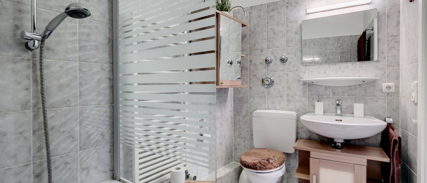 apartment München Neuperlach 03 bathroom 8365