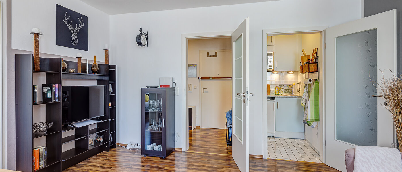 apartment München Neuperlach 05 living area 8365